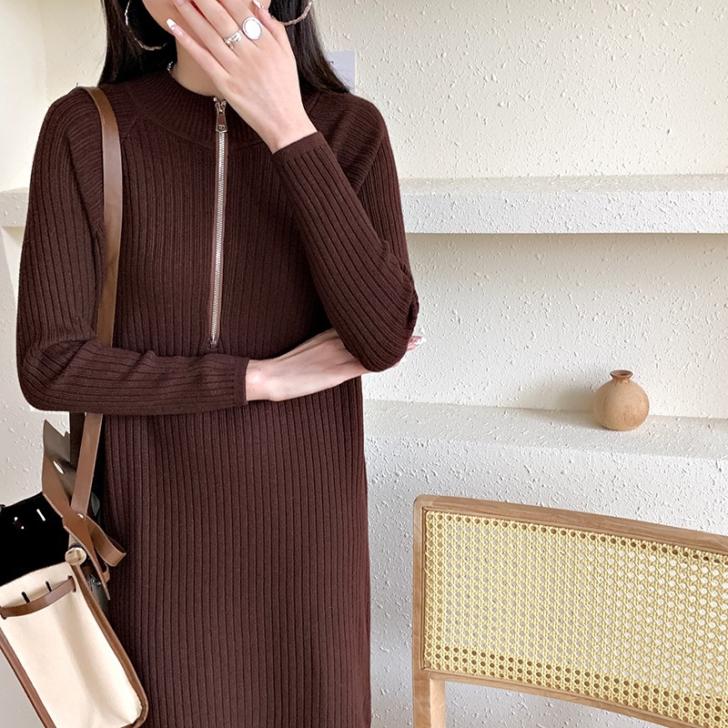 Autumn and winter loose and thin knitted dressing zipper bottoming shirt wild gentle wind over knee sweater skirt outside